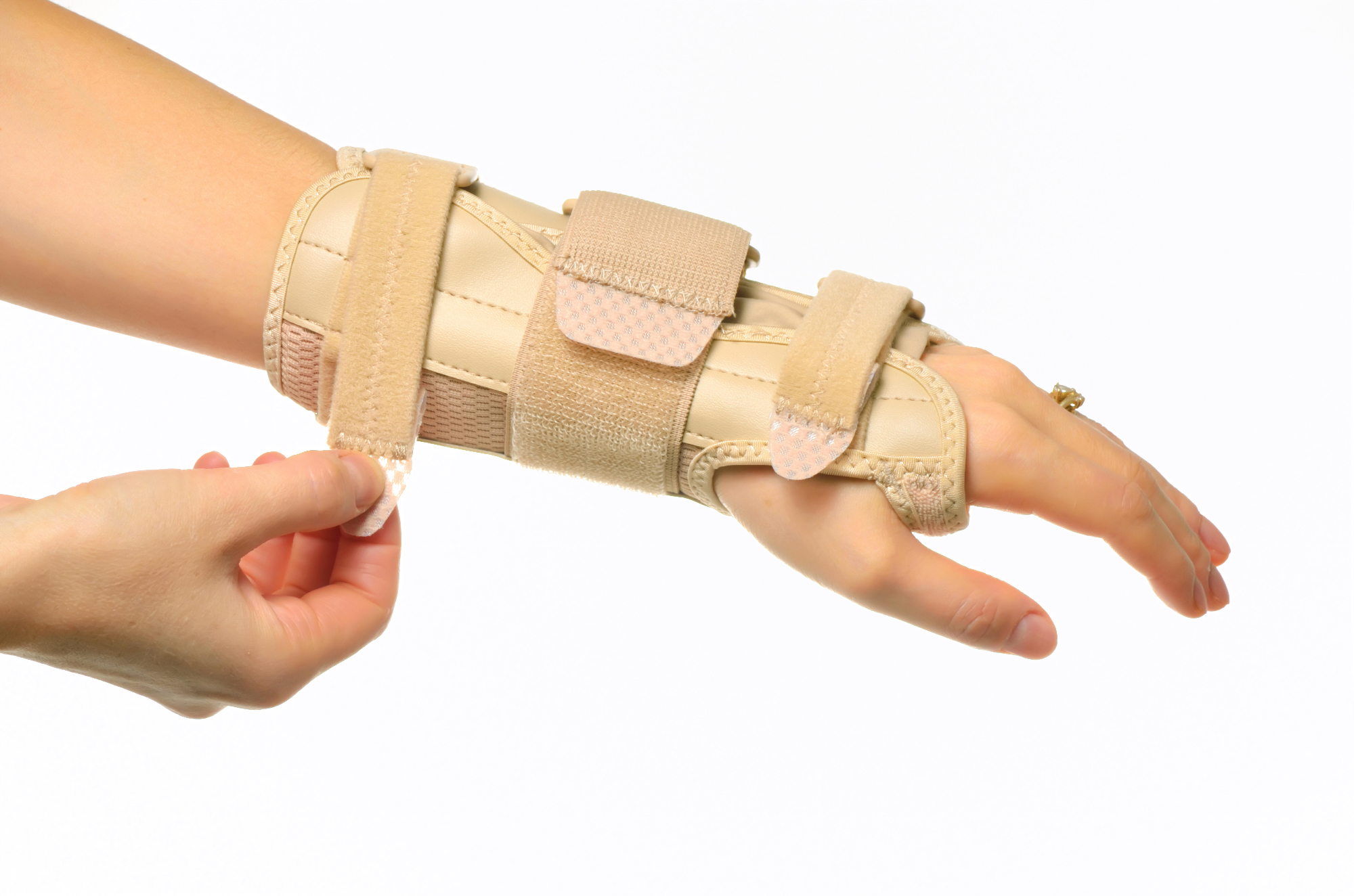 Opornica za roko je ključna pri zdravljenju zlomljene roke